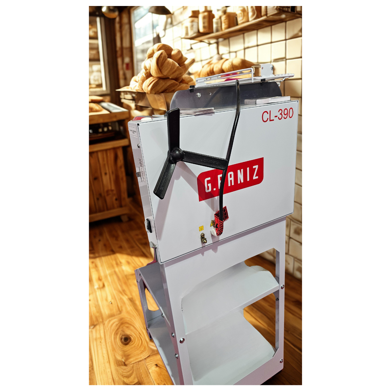 Laminadora De Masa Con Pedestal GPANIZ CL390 - Imagen 4
